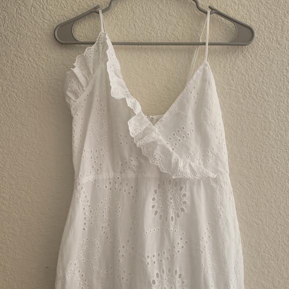Lost + Wander NWT M White Petals of The Sky Midi Dress - Picture 3 of 8